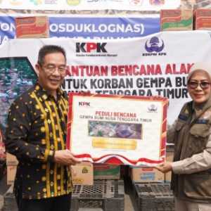 Bantuan Korpri KPK Diterbangkan ke NTT