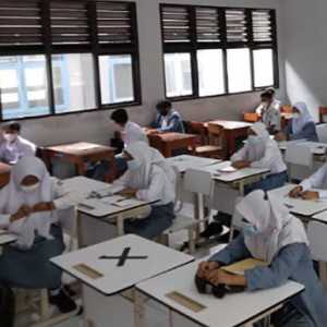 DPR: Wacana Siswa Tak Otomatis Naik Kelas Harus Dikaji Matang