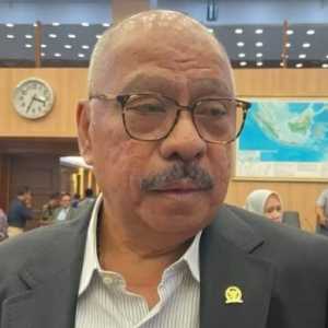 DPR Tunggu Pemerintah Serahkan DIM RUU Migas