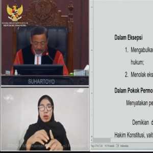 MK Tolak Gugatan Denny Indrayana Cs dan Gibran Tetap Wapres