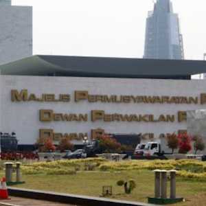 Putusan MK Bisa Hilang Ditelan Bumi Tanpa Gerakan di DPR