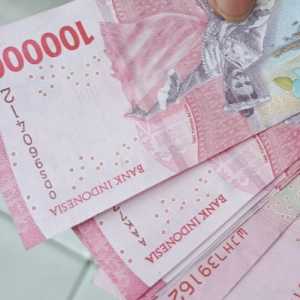 Bank Dunia Naikkan Proyeksi Ekonomi RI, Rupiah Menguat ke Rp17.889