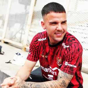 Sejarah Baru Calvin Verdonk Tampil Perdana di Liga Champions Bersama Lille