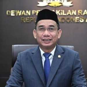 Komisi III DPR Dukung Kapolri Dorong MUI Kaji Fatwa soal Vape