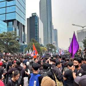 Sahroni Minta Polisi Jaga Adik-adik Mahasiswa