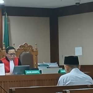 Bantah Terima Suap, Mantan Ketua Ombudsman Minta Dibebaskan dari Dakwaan