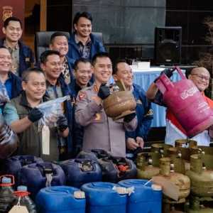 Pelaku Penimbunan Solar Subsidi dan LPG Oplosan Diringkus Polisi