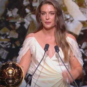Alexia Putellas Sabet Trofi Ballon dOr Ketiga Dalam Kariernya