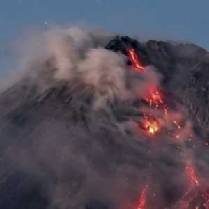 Awas,  Aktivitas Merapi Melonjak