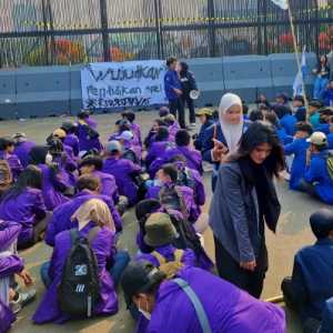 Geruduk Gedung DPR, Ini 4 Tuntutan BEM SI
