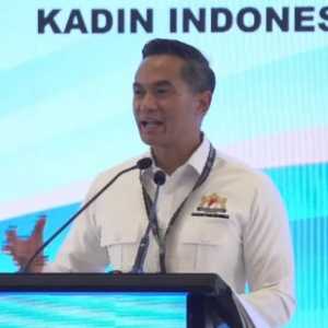 Rupiah Tembus Rp18.000, Kadin Minta Pengusaha Genjot Ekspor dan Investasi