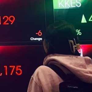 IHSG Melorot, Rupiah Menguat Rp17.887 per Dolar AS