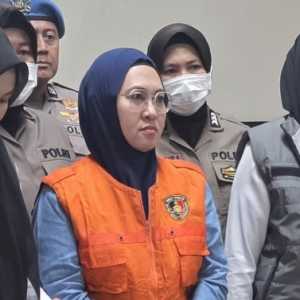 Mantan Bupati Gowa Sitti Husniah Resmi Ditahan