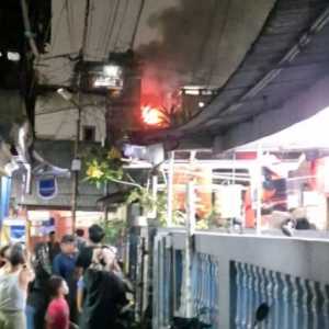 Kebakaran Rumah di Cipinang, 11 Mobil Pemadam Dikerahkan