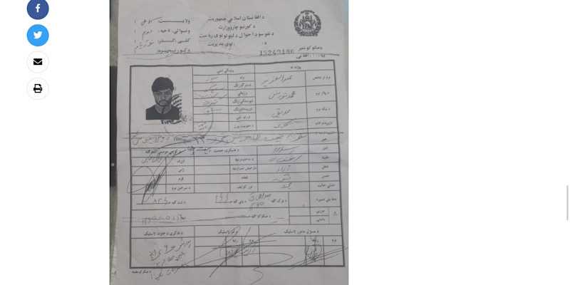 Kartu identitas nasional Afghanistan ini menunjukkan orang Uighur sebagai 