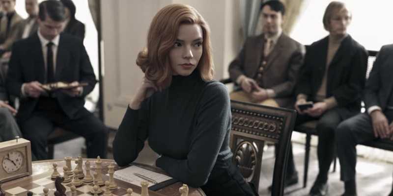 Anya Taylor-Joy yang memerankan Elizabeth Harmon dalam serial populer Netflix, The Queenâ€™s Gambit/Net