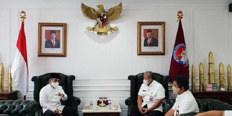 Gus Yahya bersama Rektorat Universitas Pertahanan di Sentul, Kabupaten Bogor, Jawa Barat/Ist
