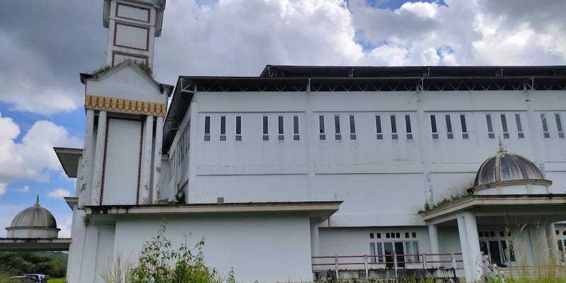  Gedung Christian Centre atau Kristen Center di Desa Belempung Ulaq, Kecamatan Barong Tongkok, Kabupaten Kutai Barat/Ist