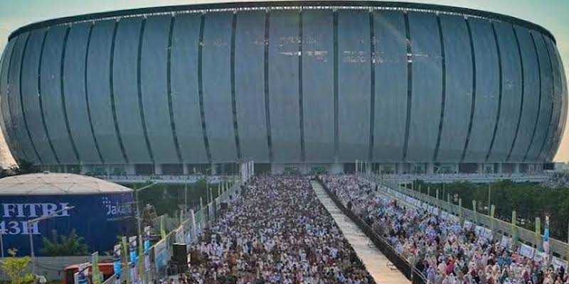 Penampakan dari luar Jakarta International Stadium/Net