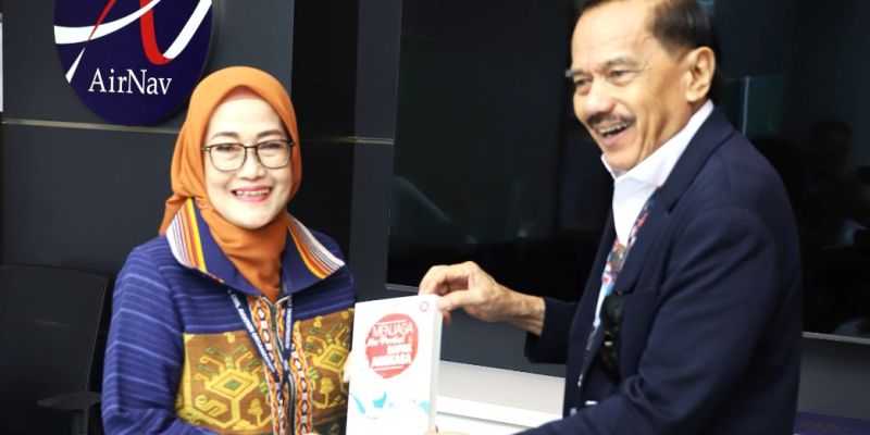 Kunjungan Ketua PSAPI Chappy Hakim ke AirNav Indonesia/Ist