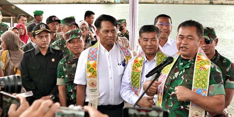 KSAD Jenderal Maruli Simanjuntak hadir di Mandiri Sahabat Desa Pembersihan Situ dan Waduk/Ist