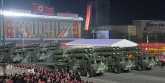 Parade militer di Lapangan Kim Il Sung, Pyongyang pada 25 April 2022/KCNA