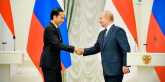 Presiden Jokowi saat bertemu Presiden Rusia Vladimir Putin/Ist