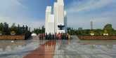 Wakil Menteri Luar Negeri Venezuela untuk Asia, Timur Tengah dan Oseania, Capaya Rodriguez ketika memberikan penghormatan kepada para pahlawan Indonesia di Taman Makam Pahlawan Nasional Utama, Kalibata pada Jumat pagi, 15 Juli 2022/RMOL