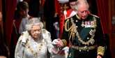 Charles menuntun ibunya, Ratu Elizabeth II/Net